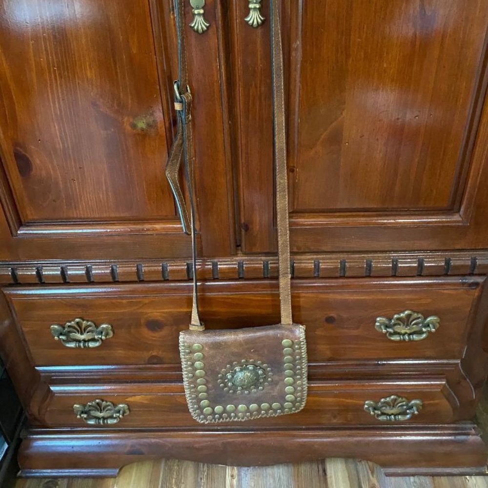 Patricia Nash Distressed Granada Medallion Purse